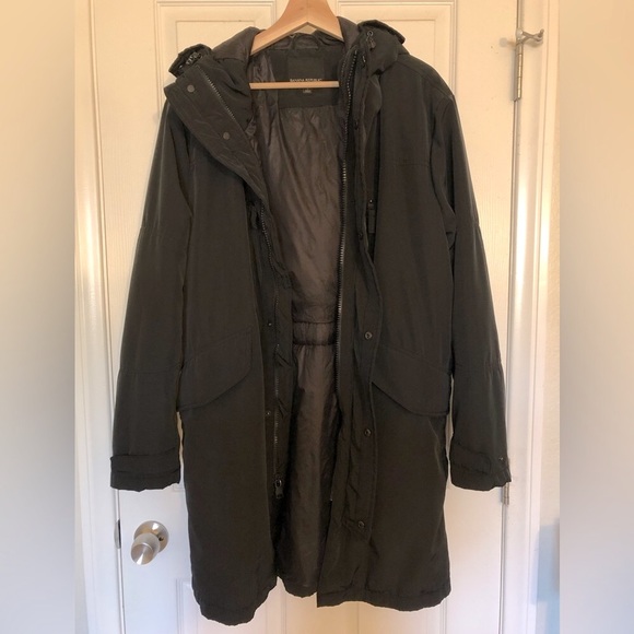 Banana Republic Other - Banana Republic Men’s Primaloft Black Parka in Small